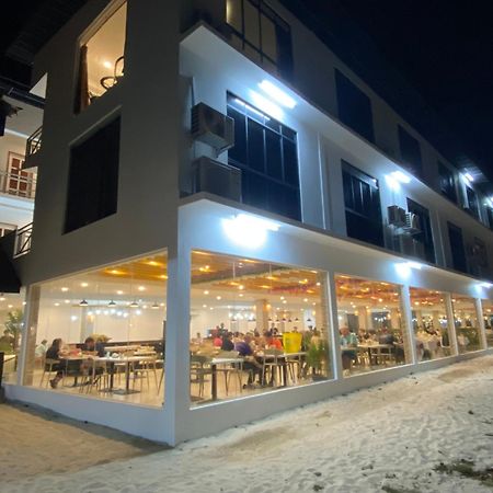 Dolphin Bay Island Resort Kota Belud Екстериор снимка