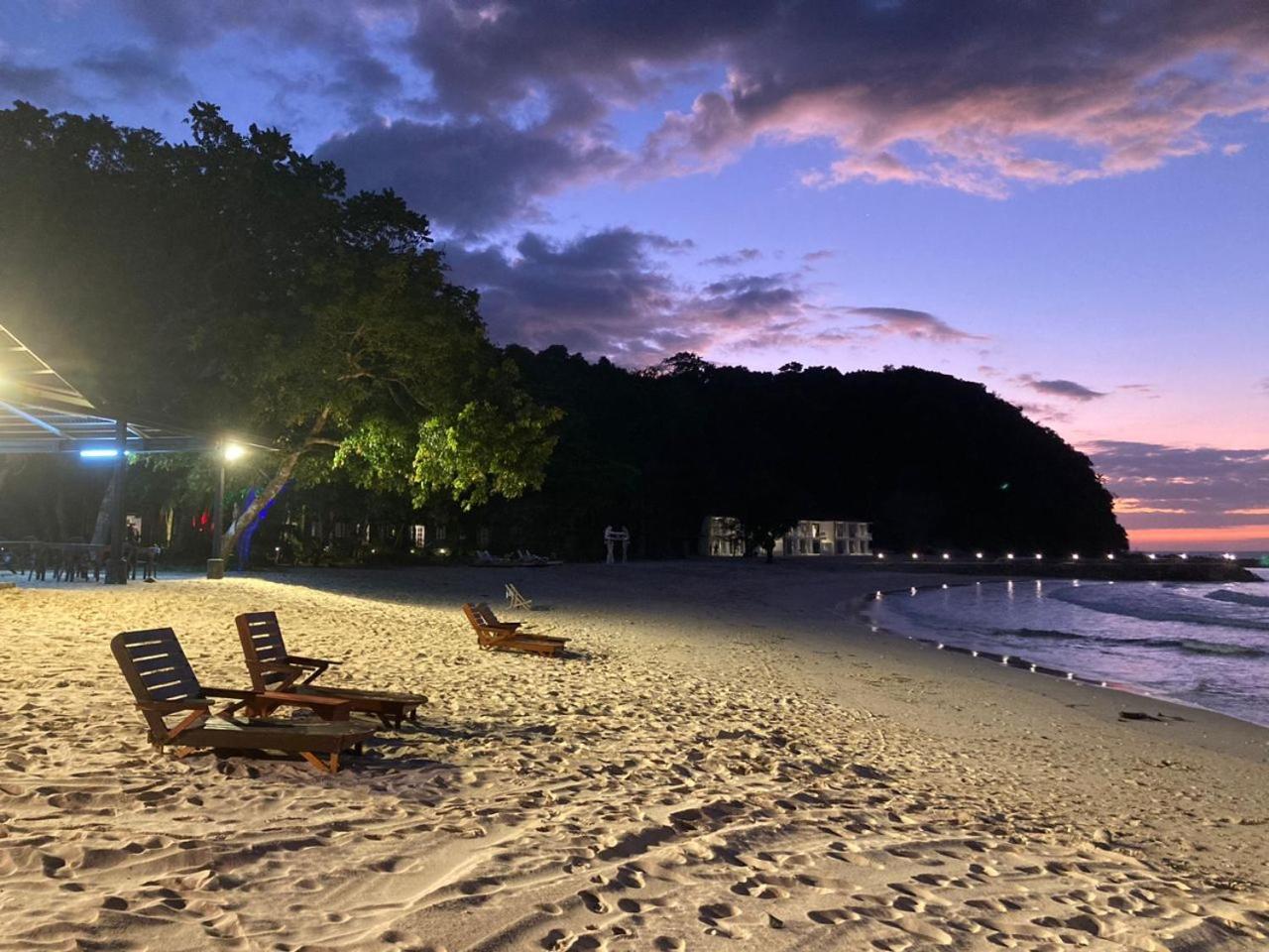 Dolphin Bay Island Resort Kota Belud Екстериор снимка