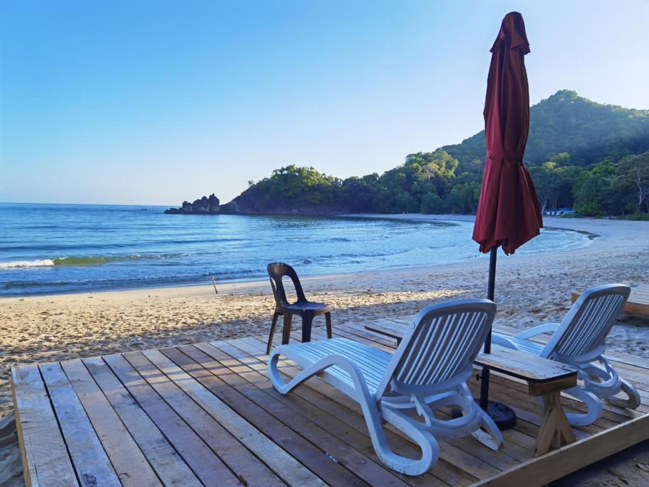 Dolphin Bay Island Resort Kota Belud Екстериор снимка